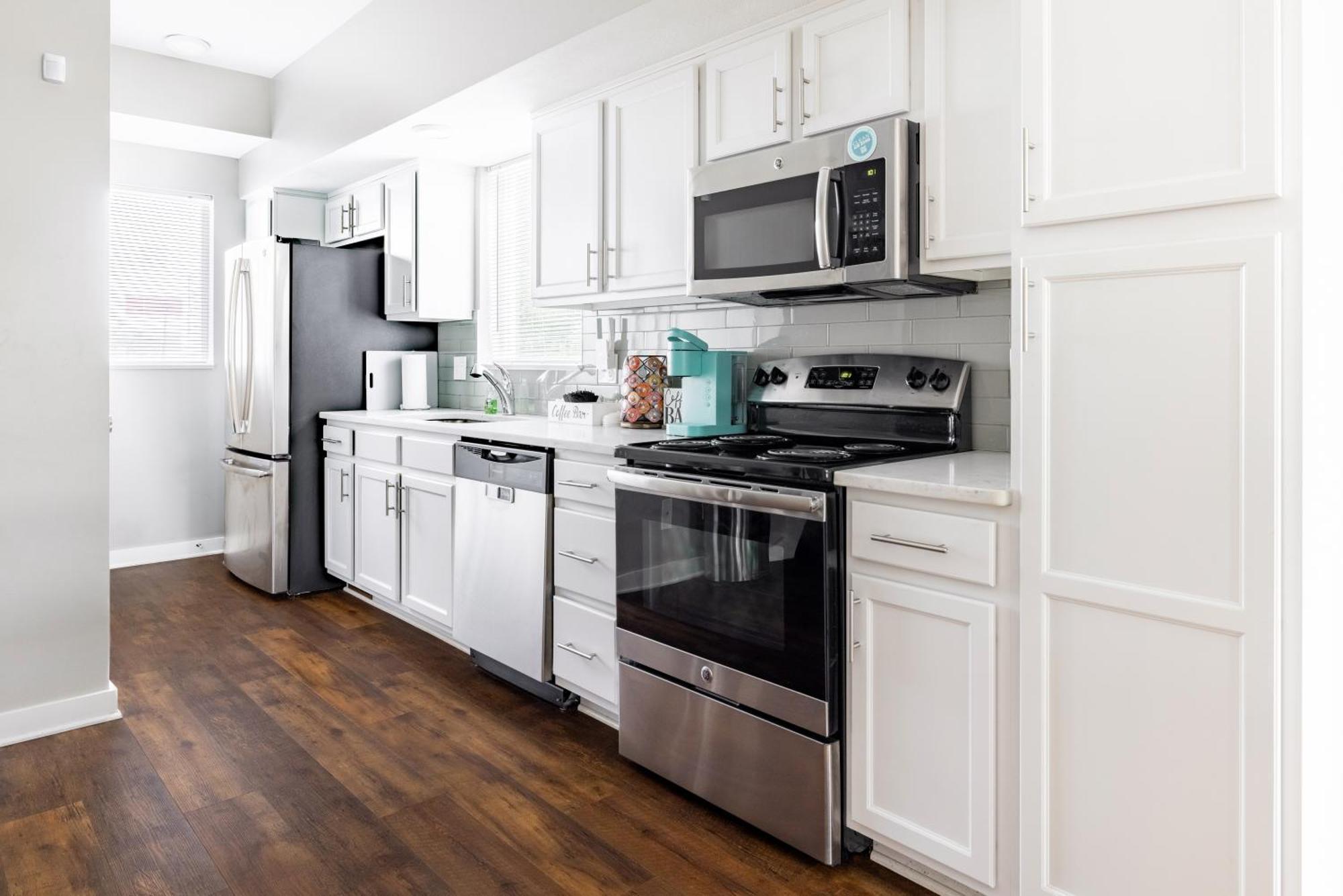 Luxury Downtown Townhome Unit 14 Cleveland Extérieur photo