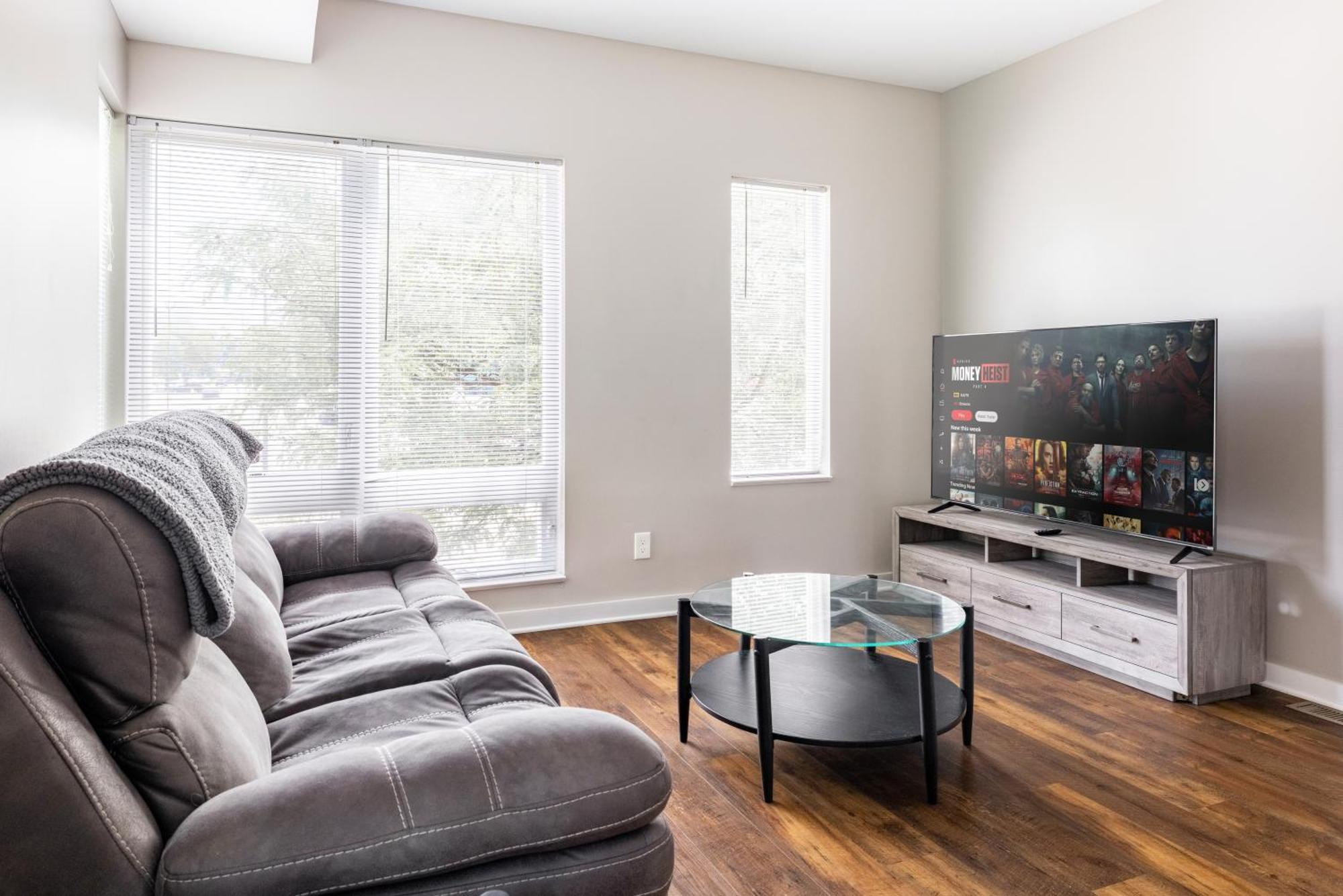 Luxury Downtown Townhome Unit 14 Cleveland Extérieur photo