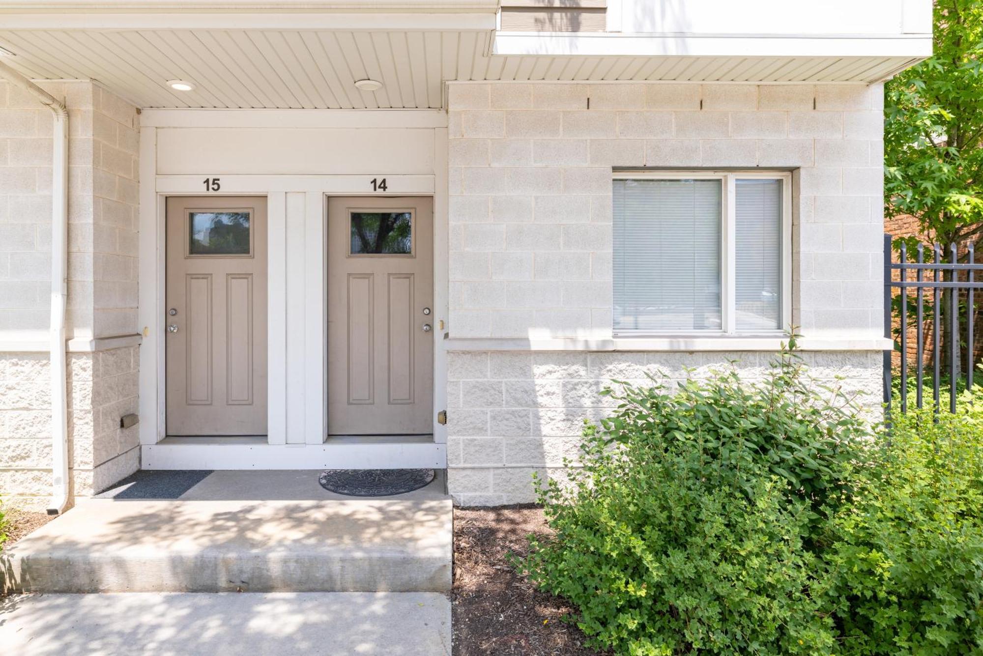 Luxury Downtown Townhome Unit 14 Cleveland Extérieur photo