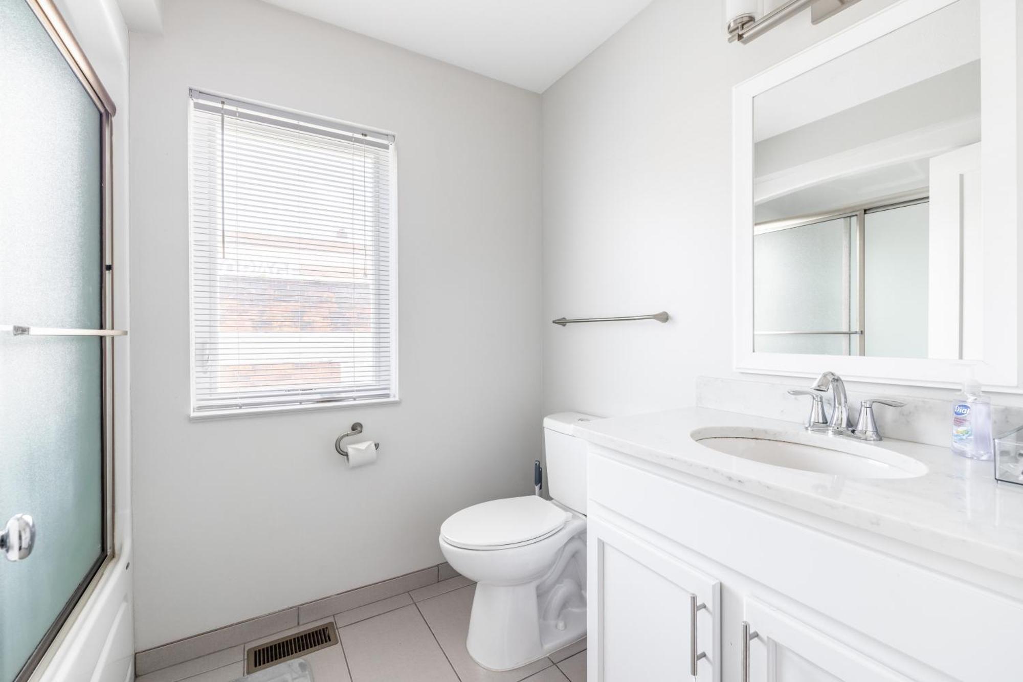 Luxury Downtown Townhome Unit 14 Cleveland Extérieur photo
